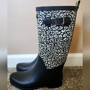 Women's Size 7 Vera Bradley Leopard Print Rain Boots